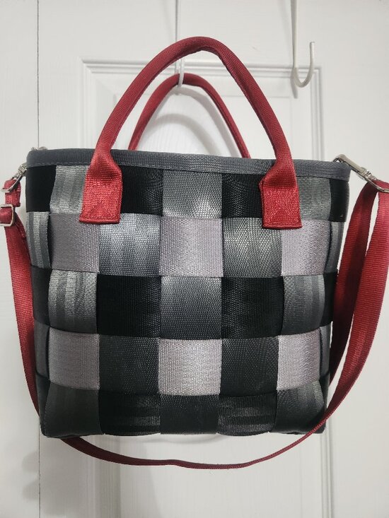 Harveys Handbags - Harveys SPIRIT OF DETROIT Crossbody Tote